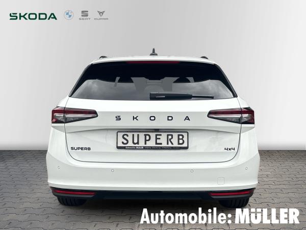Skoda Superb Combi Sportline 2,0 TDI 142 kW 4x4 7-GangDSG*CANTON*AHK*Standheizung