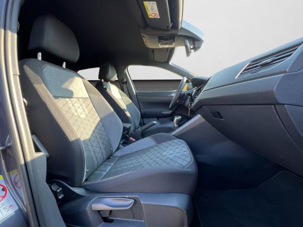 Volkswagen Taigo R-Line 1.5 TSI DSG AHK RFK NAVI MATRIX