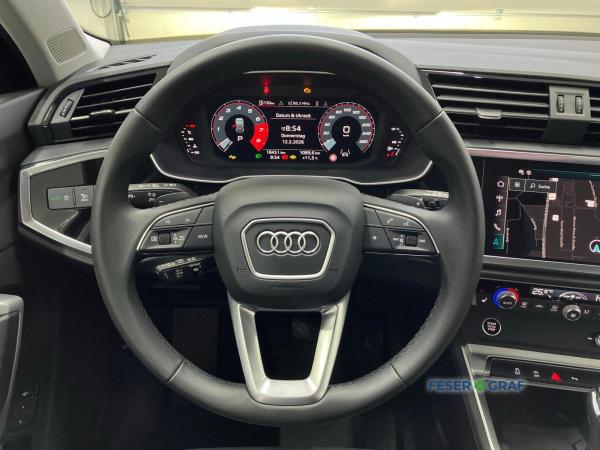 Audi Q3 35 TFSI advanced S tronic AHK Kamera Navi