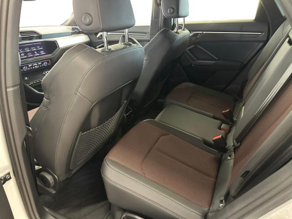 Audi Q3 Sportback 45 TFSI *S-line*LED*Business*AHK*