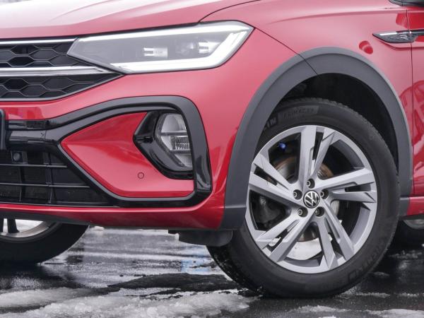 Volkswagen Taigo 1.5 TSI DSG R-Line AHK Navi Kamera Matrix