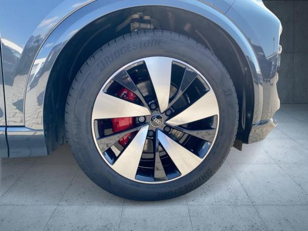 Audi Q6 e-tron Q6 SUV e-tron HUD PANO 20 Matrix AHK 360 ACC