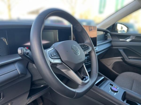 Volkswagen Tayron 2.0 TDI DSG 4M LIFE +AHK +360° +DCC +IQ.L