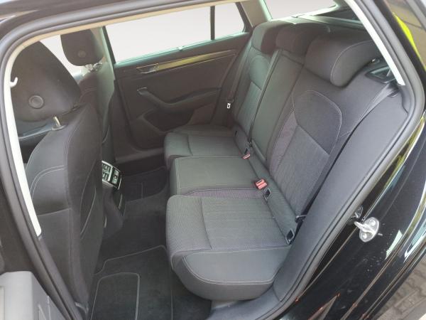 Skoda Superb Sofort verfügbar*Haustürlieferung*Business-Paket*Infotainmentsystem*Anhängevorrichtung*360 Kamera