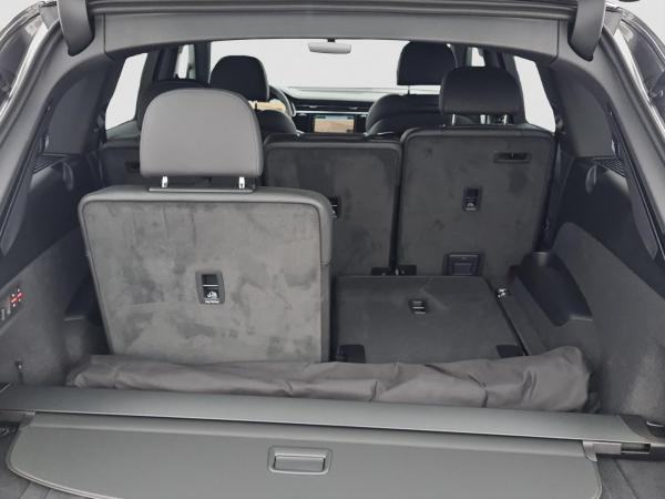 Audi Q7 SUV 3.0 TDI qu S line sport Matrx AHK Virtual