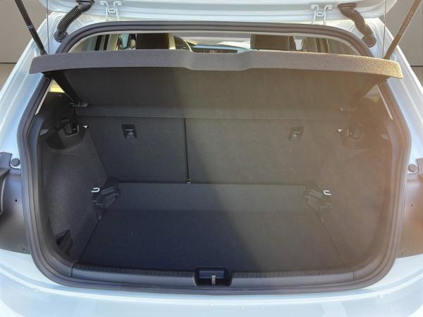 Volkswagen Polo VI 1.0 Goal Kam. Virtual DynLicht KlimaA