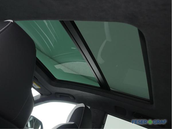 Audi RS Q8 4.0 TFSI quattro S tronic Matrix / B&O / PA Audi RS Q8 4.0 TFSI quattro S tronic Matrix / B&O / PA