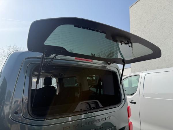 Peugeot Traveller 2.2 Diesel 180 L2 Active AHK+LED+8Sitze