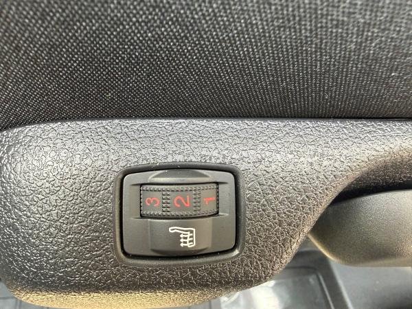 Peugeot Traveller 2.2 Diesel 180 L2 Active AHK+LED+8Sitze