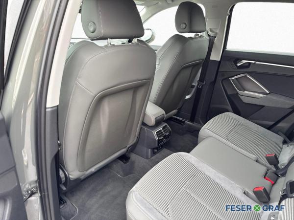 Audi Q3 adv. 35 TFSI - NAVI - ACC - LED - AHK