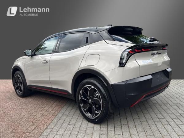 Alfa Romeo Junior Ibrida TI-MY26-Panoramadach-TechnologiePaket