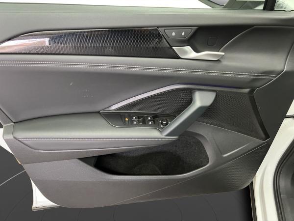 Volkswagen Tayron 1.5 eTSI Life 7-Sitzer AHK Matrix LM 18" ACC Navi