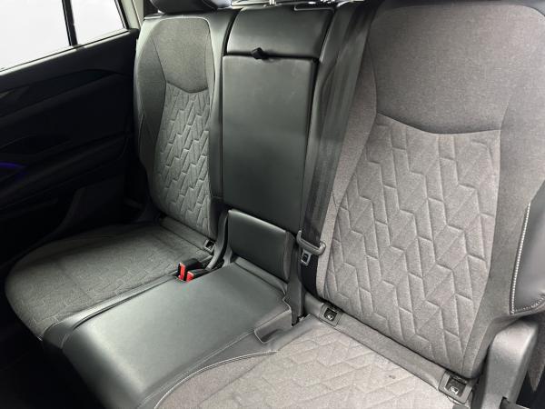 Volkswagen Tayron 1.5 eTSI Life 7-Sitzer AHK Matrix LM 18" ACC Navi