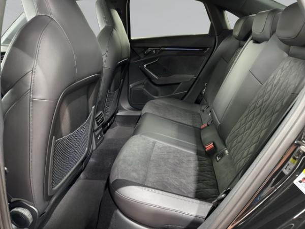 Audi RS3 Limousine qu S tro ACC+Kamera+Matrix+Pano