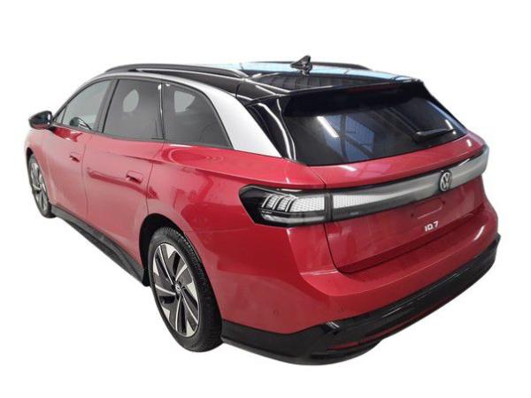 Volkswagen ID.7 Tourer Pro S - "Interieur- und Exterieur-Plus-Paket" + PANO / 8-fach Bereift