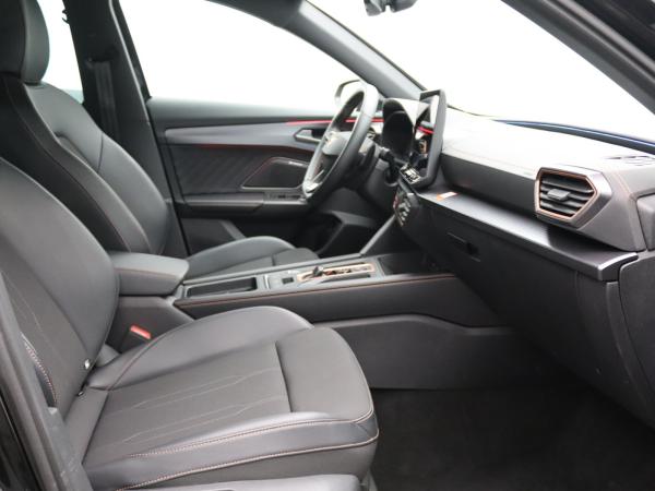 Cupra Formentor 2.0TDI DSG / Navi, FullLink, 360°, LED