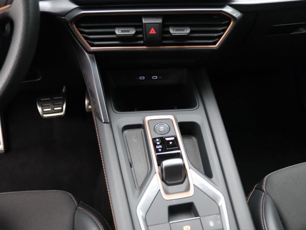 Cupra Formentor 2.0TDI DSG / Navi, FullLink, 360°, LED