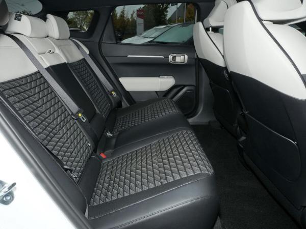 Kia EV4 81 FWD GT Line DWP COM CON Glasdach