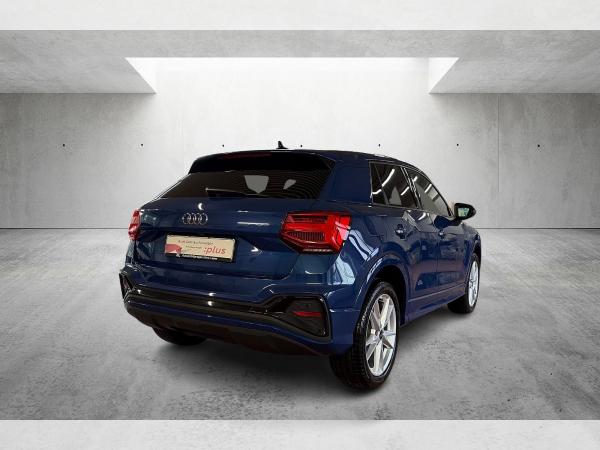 Audi Q2 S line 35 TFSI S-tronic Matrix Navi ACC Leder AHK