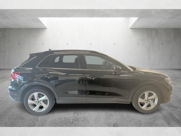 Audi Q3 35 TFSI advanced S-tronic LED Navi ACC AHK PDC SHZ