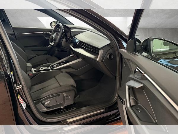 Audi A3 Sportback 35 TDI advanced S-tronic LED Navi AC HuD AHK RFK