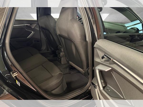 Audi A3 Sportback 35 TDI advanced S-tronic LED Navi AC HuD AHK RFK