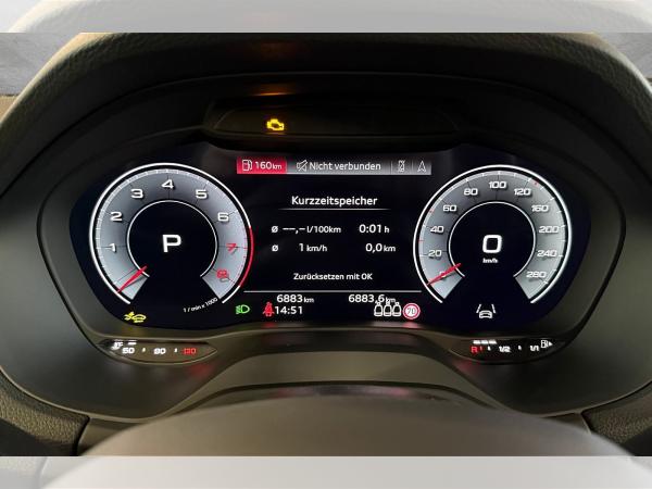 Audi Q2 S line 35 TFSI S-tronic Matrix Navi ACC Leder AHK