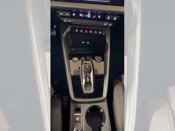 Audi A3 Sportback 35 TDI advanced S-tronic LED Navi AC HuD AHK RFK