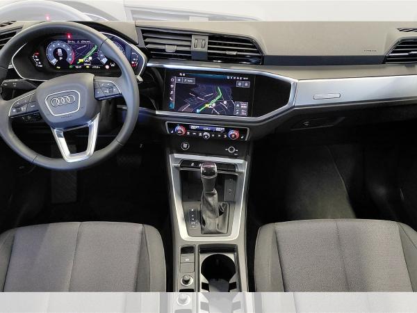 Audi Q3 35 TFSI advanced S-tronic LED Navi ACC AHK PDC SHZ