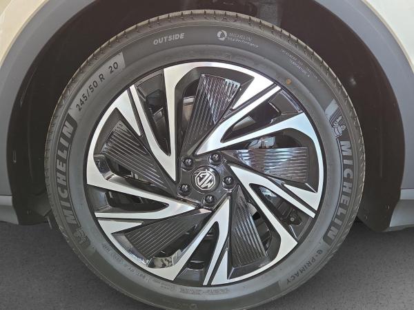 MG S6 EV Luxury Allrad 77kWh*LED*360Grad*ACC*Panorama*HUD*Sitzheizung + -lüftung* FÖRDERFÄHIG !