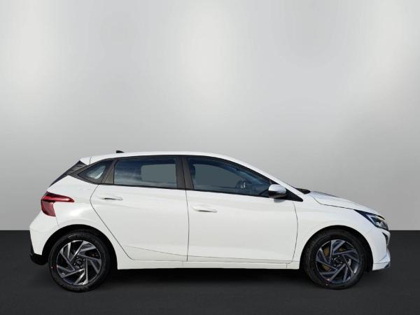 Hyundai i20 1.0 T-GDI Trend *BOSE*LED*NAVI*DAB*SHZ*KAM*