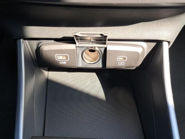 Hyundai i20 1.0 T-GDI Select *NAVI*KLIMA*PDC*KAM*