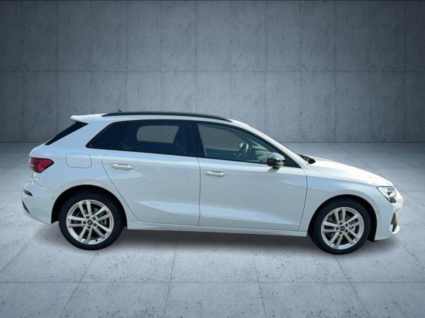 Audi A3 Sportback 40 TFSI e advanced S tr. 18 Matrix