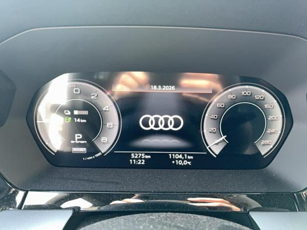 Audi A3 Sportback 40 TFSI e advanced S tr. 18 Matrix
