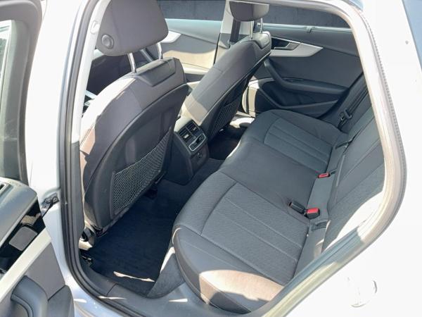 Audi A4 Avant advanced 40 TDI S tr. HUD Stdhzg LED
