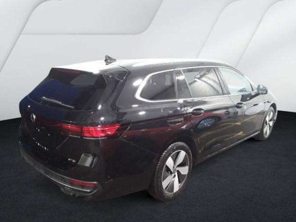 Volkswagen Passat Variant 1.5 eTSI Business DSG *AHK*360°*