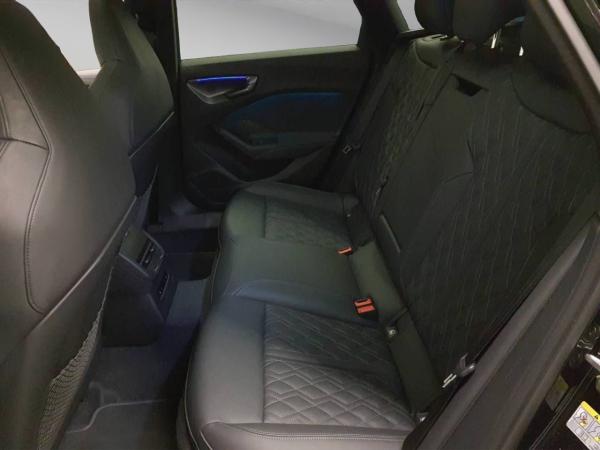 Audi A5 Avant TFSIe qu. Matrix B&O Pano HuD AHK 360° Audi A5 Avant TFSIe qu. Matrix B&O Pano HuD AHK 360°