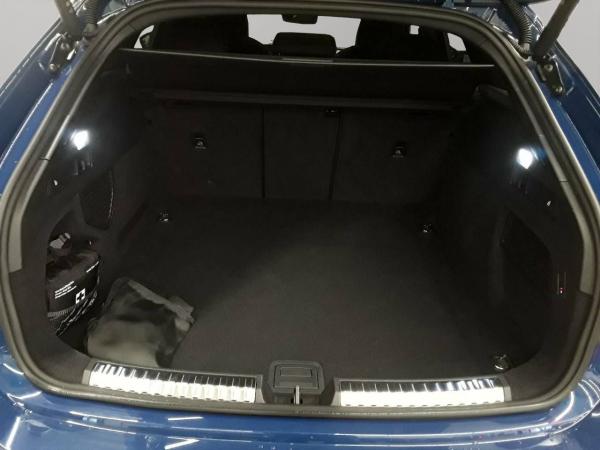 Audi A5 Avant TFSI quattro Matrix AHK Carplay 360°