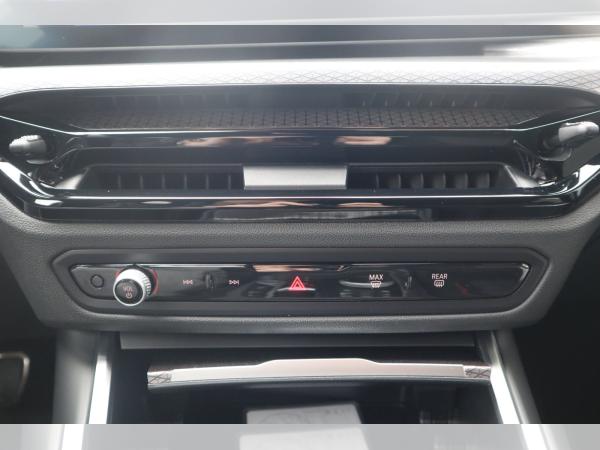 BMW 318 d Touring M-Sport/AHK/ACC/elektr.Sitze/RFK/Head-Up