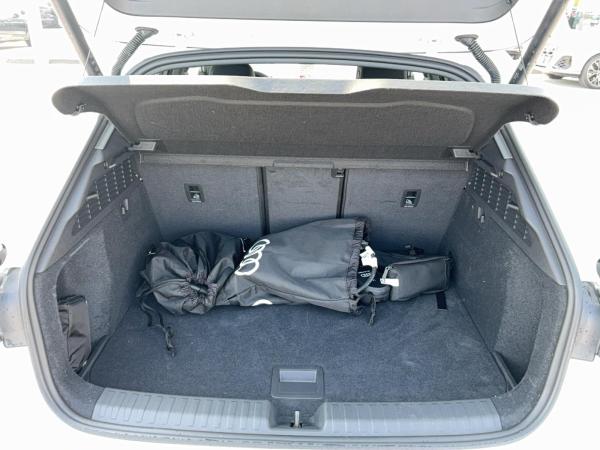 Audi A3 Sportback 40 TFSI e advanced S tr. 18 Matrix