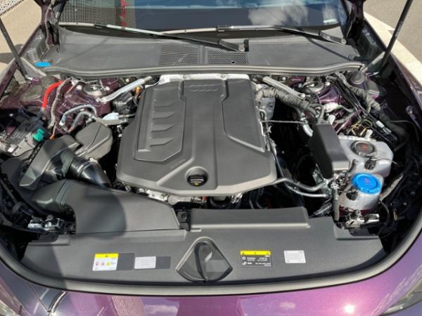 Audi A6 Avant e-hybrid quattro S tronic *Audi Exclusive*