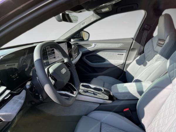 Audi A6 Avant e-hybrid quattro S tronic *Audi Exclusive*