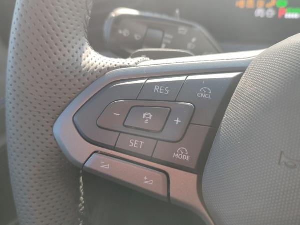 Volkswagen Tiguan R-Line 1,5 l eHybrid BLACK-STYLE ❗AHK❗