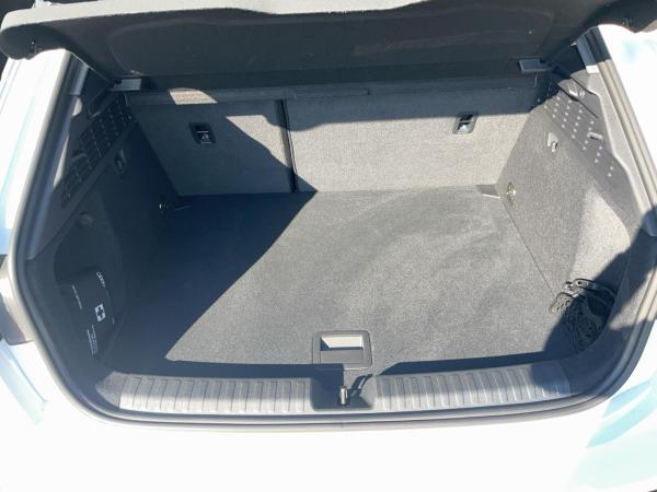 Audi A3 Sportback S line 30 TFSI S tronic *sofort verfügbar* NAVI Sportsitze Audi Sound LED Winterräder Opti