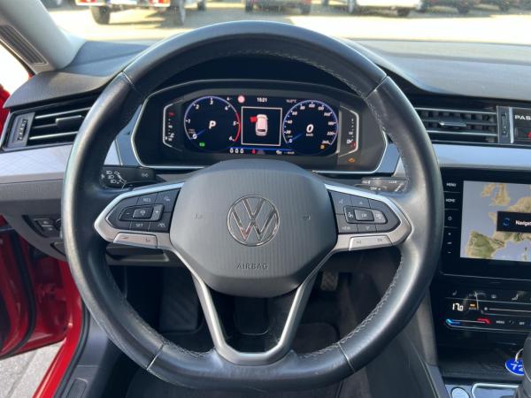 Volkswagen Passat Variant 2.0 TDI ACC+SHZ+PDC+RFK+NAVI+LED