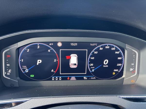 Volkswagen Passat Variant 2.0 TDI ACC+SHZ+PDC+RFK+NAVI+LED