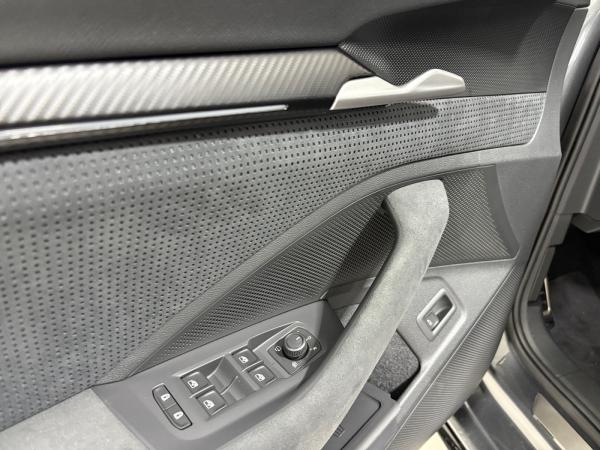 Skoda Superb Combi 2.0 TSI 150kW Sportline !SOFORT VERFÜGBAR!