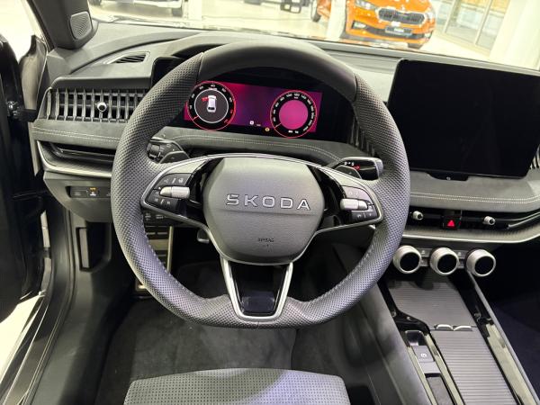 Skoda Superb Combi 2.0 TSI 150kW Sportline !SOFORT VERFÜGBAR!