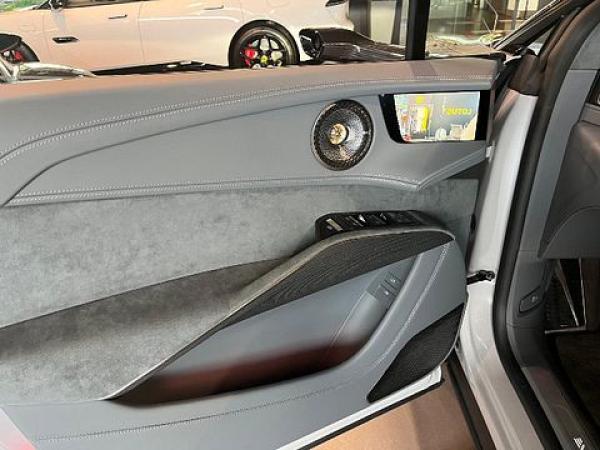 Lotus Eletre EDS 675 R