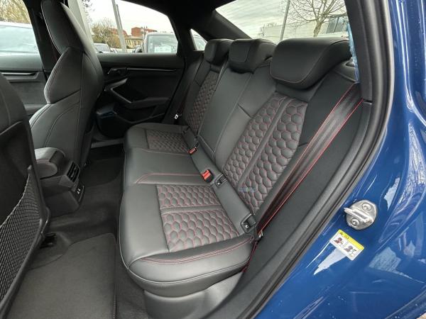 Audi RS3 Limousine Keramik/360°Cam/Matrix/Pano/RS-AGA